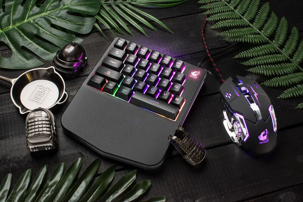

K108 Wired 28 Keys LED Backlit Usb Ergonomic Single Hand Keypad Gaming Keyboard Z30425