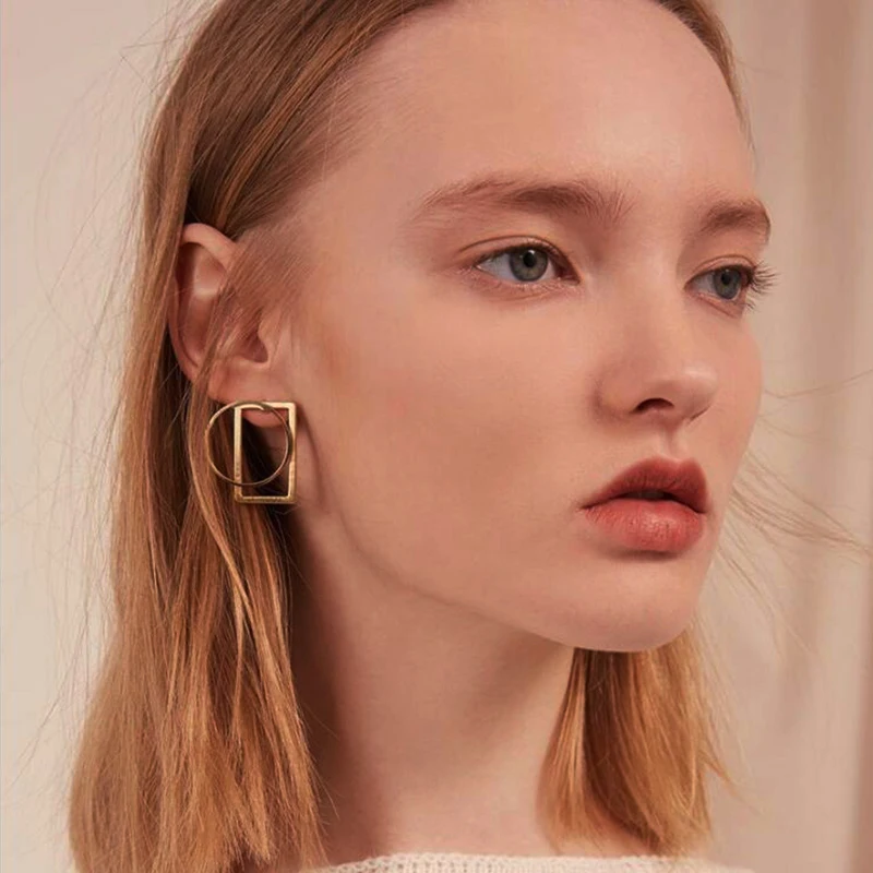 

2019 New Minimalist Brief Cool Style Gold Colour Alloy Square Round Fashion Stud Earrings For Women Jewelry Brincos