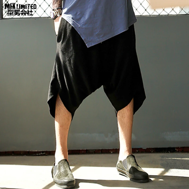 Black loose casual beach shorts men low crotch short pants fashion street style cotton men sweatpants shorts K2076 Black loose casual beach shorts men low crotch short pants fashion street style cotton men sweatpants shorts K2076