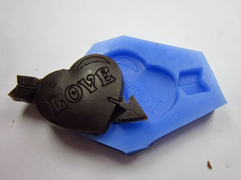

D1018 silicone chocolate cake molds silicone Candy cookie mould An arrow hearts LOVE