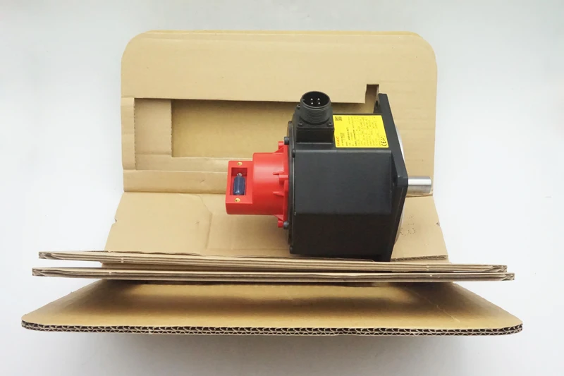 FANUC новый оригинальный серводвигатель переменного тока A06B-0033-B075