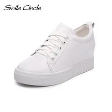 Коллекция года; сезон весна; кроссовки из натуральной кожи; повседневная женская обувь; модная обувь на плоской платформе со шнуровкой; белые туфли для девочек