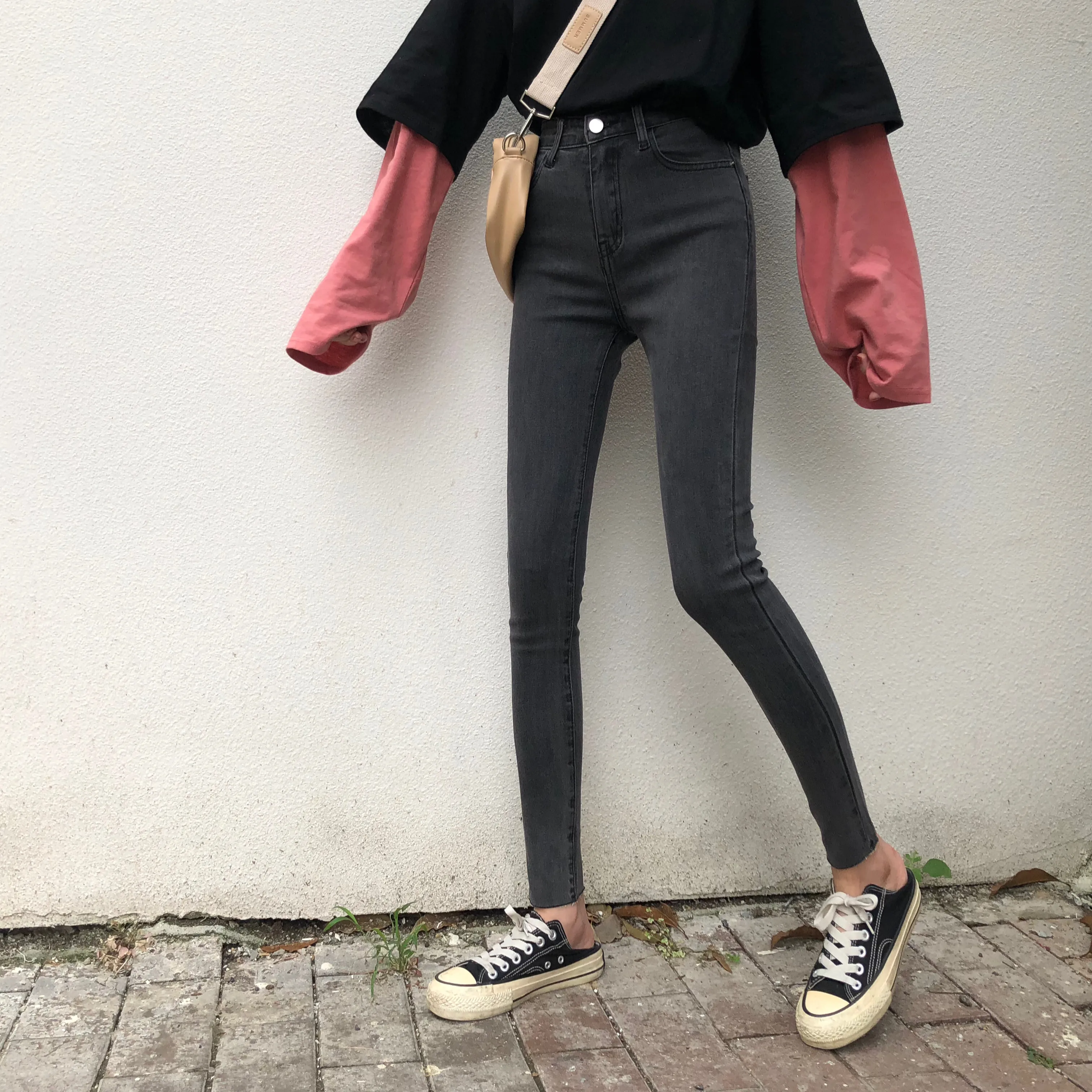

Cheap wholesale 2019 new autumn winter Hot selling women's fashion casual Denim Pants MP261