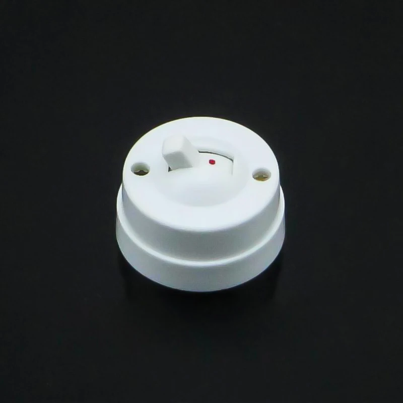 

10pcs Retro Table Lamp Switch Circular Mounted Flat Switch Electrical On/off Pull-type Toggle Switch 250V 6A Bakelite