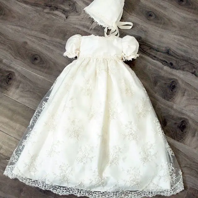 Cheap White/ivory christening dresses with bonnet long  lace  short sleeves  baptism  gowns for baby boy girl