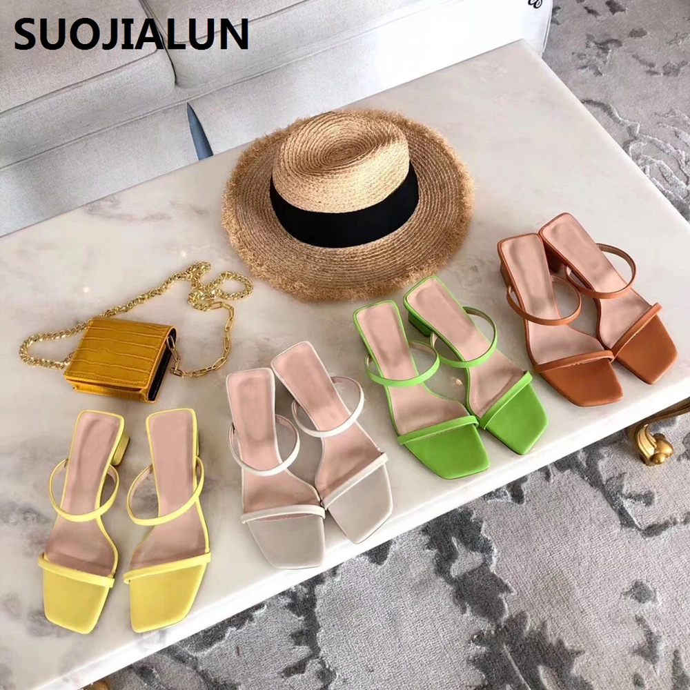 trendy low heel shoes