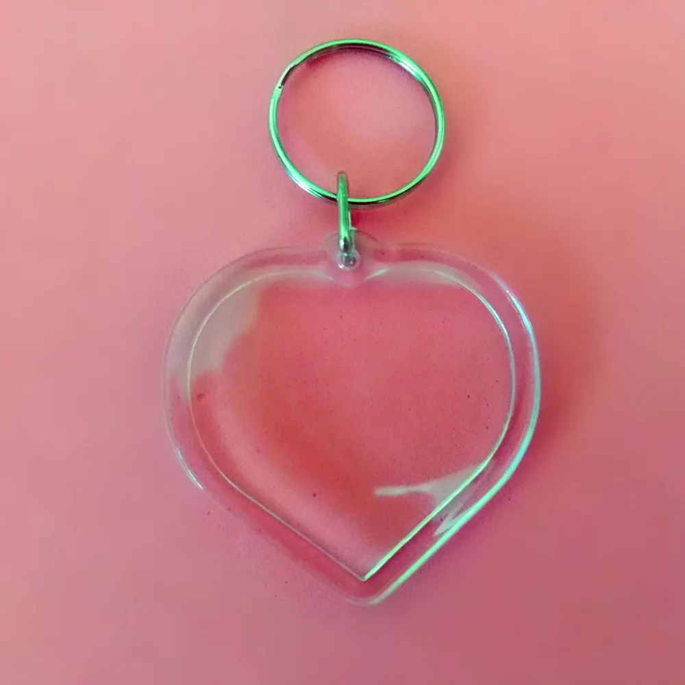 

1pcs/lot Heart Shaped DIY Acrylic Blank Picture Frame Keychains Transparent Blank Insert Photo Keychains