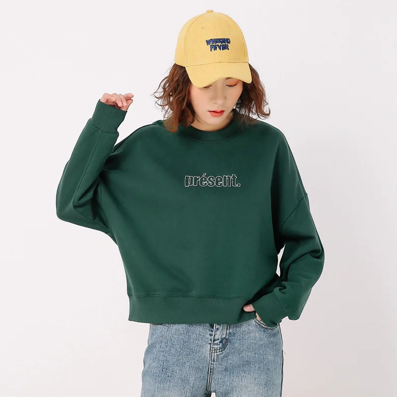 

Short long-sleeved sweatshirt female big size bat 2019 spring thin round neck dark green fashion women's hoodies AT185020