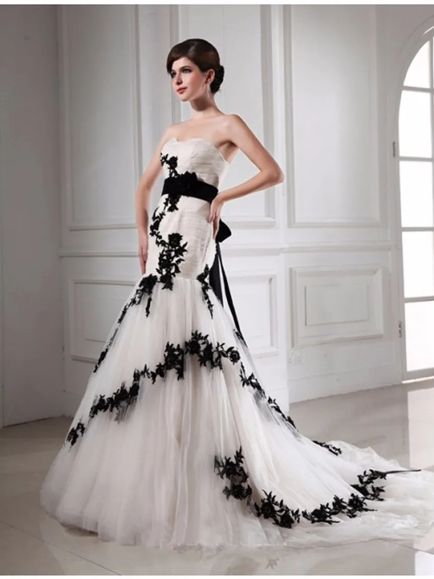 2017 New Arrival Elegant Black Lace White Organza Wedding