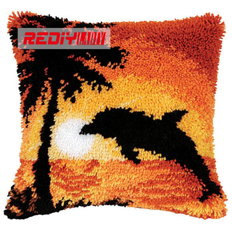 

REDIY LADIY Latch Hook Cushion Kit Yarn for Embroidery Cushion Cover Dolphin Sunset Pillow Case Sofa Cushion Decorative Pillow