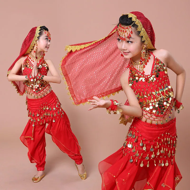 индийское платье для девочки. девочка танцует индийский танец. девочка танцует индийский танец. детские индийские танцы. индийский костюм для девочки.