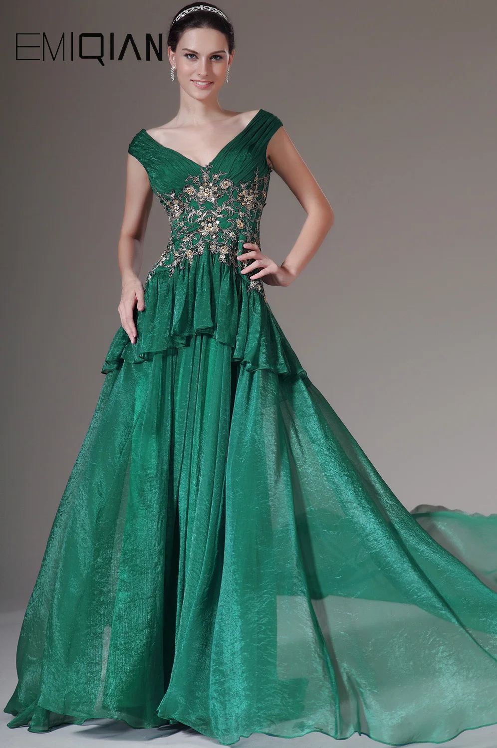 

Freeshipping New Cap Sleeves V Neck Green Evening Gown Evening Dresses Fashion