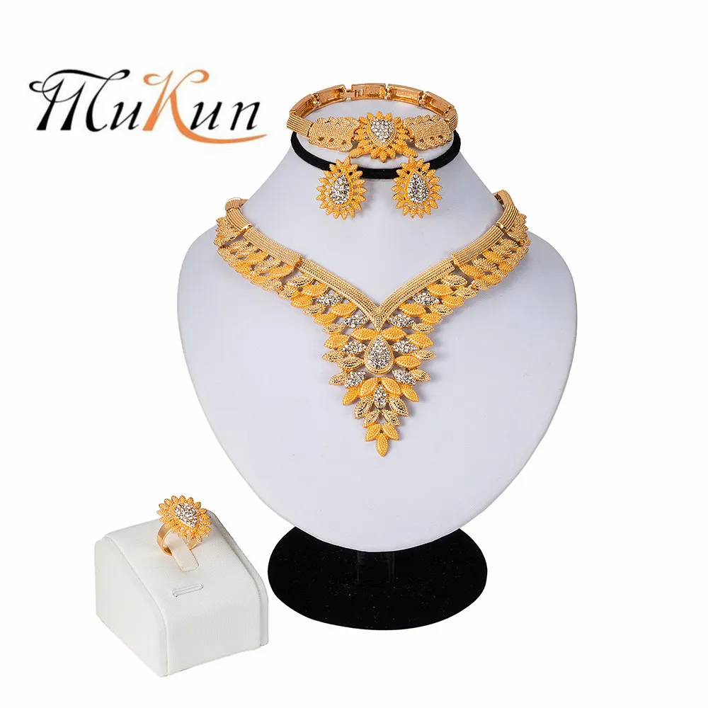 

MUKUN Wholesale Luxury Nigerian Women Wedding Jewelry Sets Dubai Gold color Jewelry sets African Women Big Necklace Jewellery