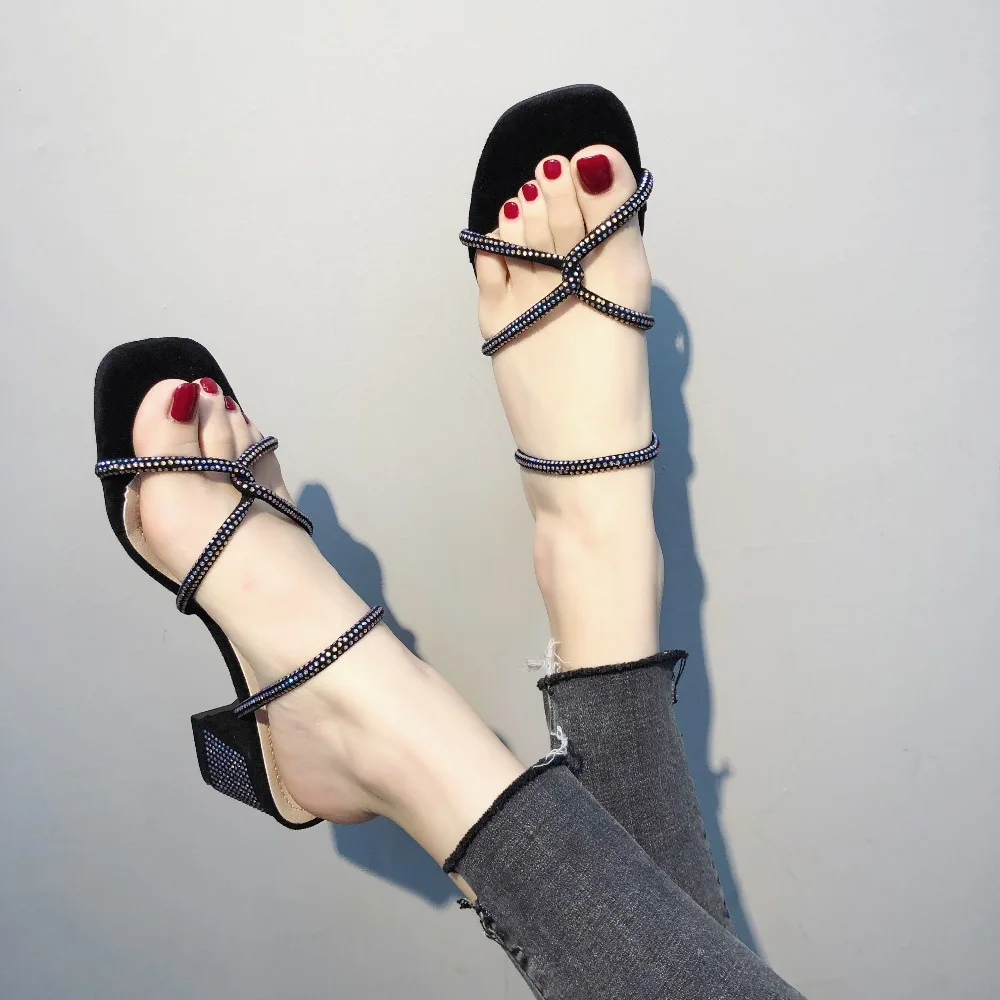 

2019 New Summer High Heels Fashion Women Shoes Square Heel Party Sandals Rhinestone Roman Gladiator Ankle-strap Shoes Woman