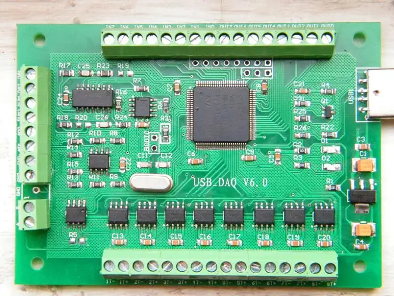 USB DAQ Data Acquisition Card 8 channel K Thermocouple Temperature Measuring 12bit 2AD, 2DA 8DI / 8DO 2PWM RS485 Modbus Board