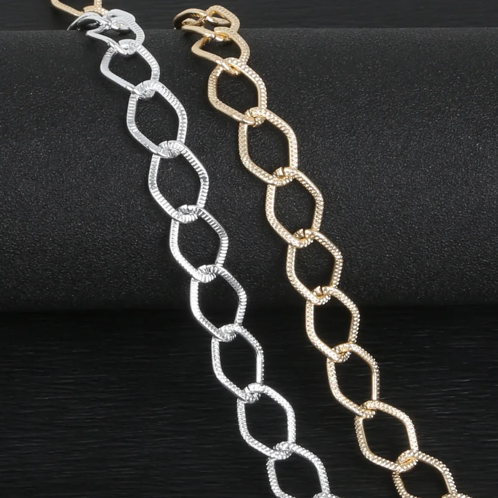 2m 17x12mm Embossed Prismatic Twist Chains Link Opened Curb Aluminum