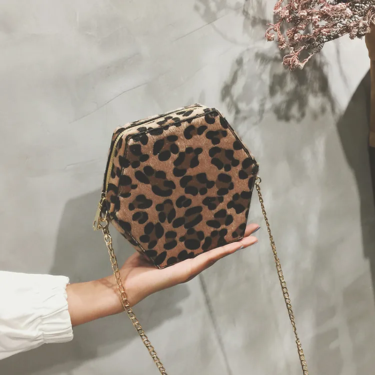 HTB1lTLgXffsK1RjSszgq6yXzpXax