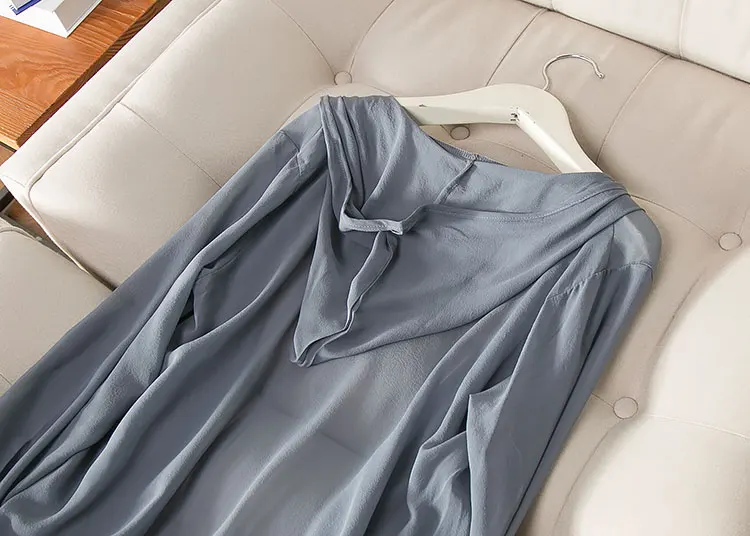Women Hooded Blouse 100% REAL SILK Solid Transparent silk chiffon Button blouse shirt Blusas femininas 2018 FALL New Women Hooded Blouse 100% REAL SILK Solid Transparent silk chiffon Button blouse shirt Blusas femininas 2018 FALL New