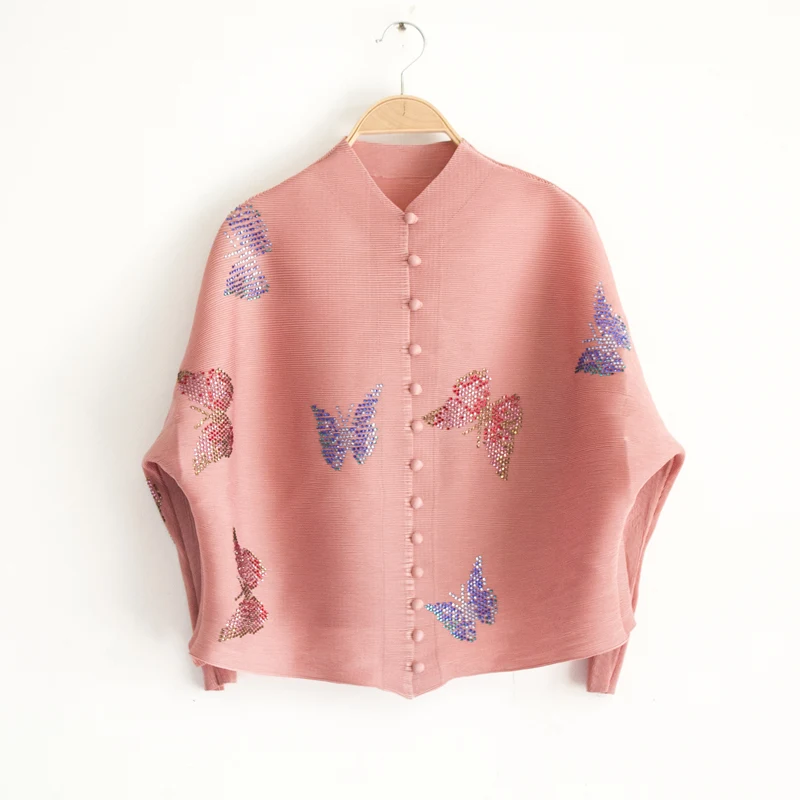 

Changpleat 2019 spring Autumn new women coat Miyak Pleated bats sleeve Diamond loose Plus Size Female Short Jackets Fashion Tide