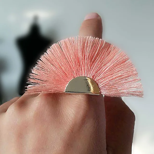MANILAI 7 Colors Fan Design Bohemian Tassel Rings for Women Fringed Open Adjusta MANILAI 7 Colors Fan Design Bohemian Tassel Rings for Women Fringed Open Adjusta