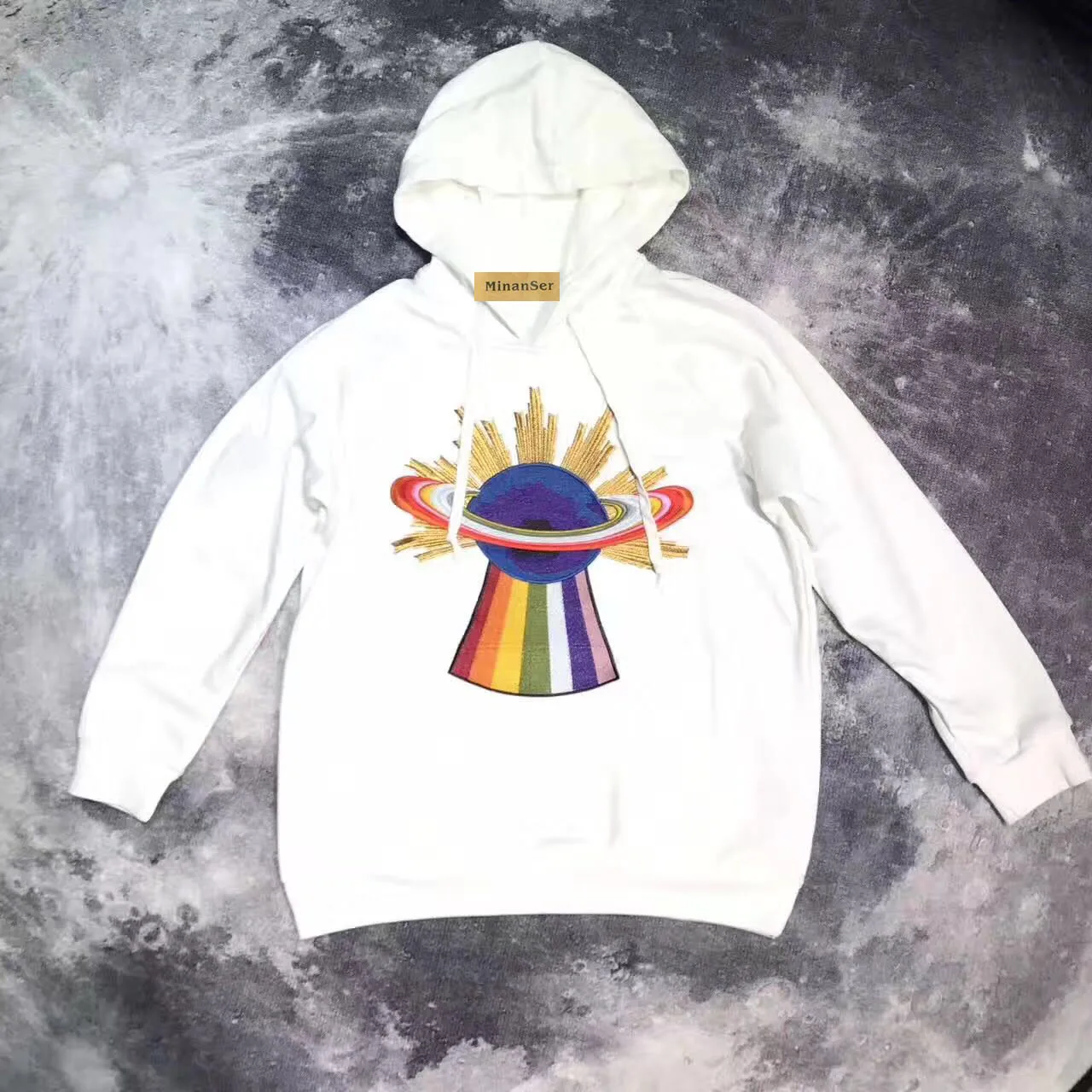 

2018 women's autumn new high-quality embroidery fashion trend o-neck cotton hoodie
