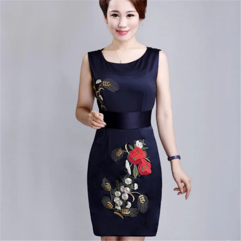 

Women Spring Plus Size Embroidery Dresses oversize Slim sleeveless Dress summer Hedging O-neck Slim Dresses Robe Vestido