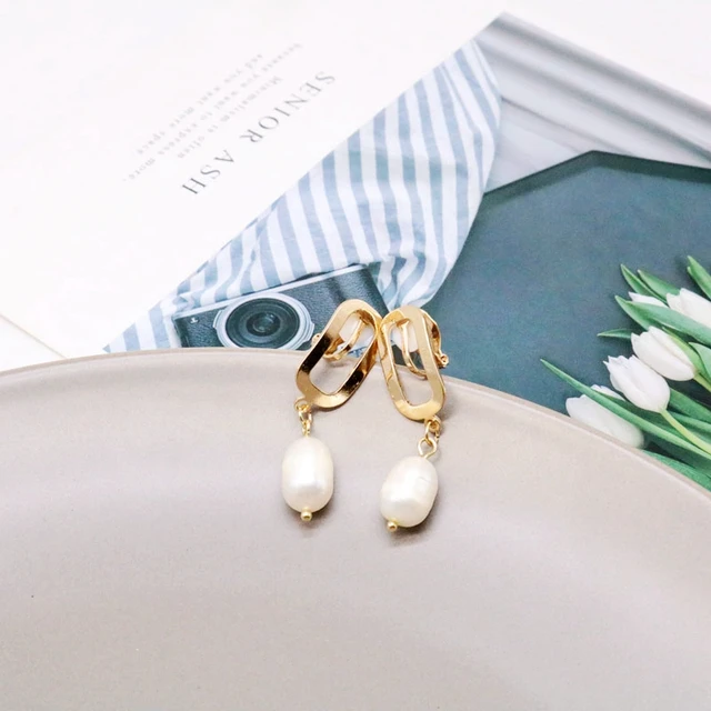 Shell Pearls Geometric Clip Earrings