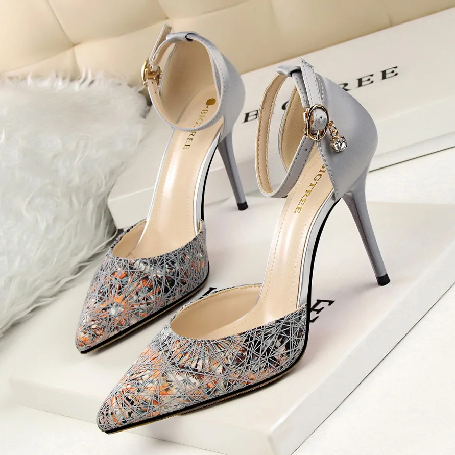 

Free shipping fashion shallow mouth fine with high-heeled sandals with the word empty net floral heels