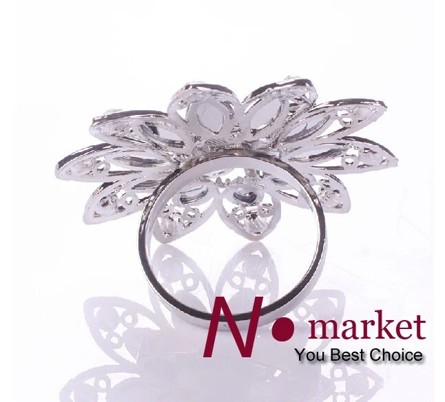 napkin ring flower silver.jpg