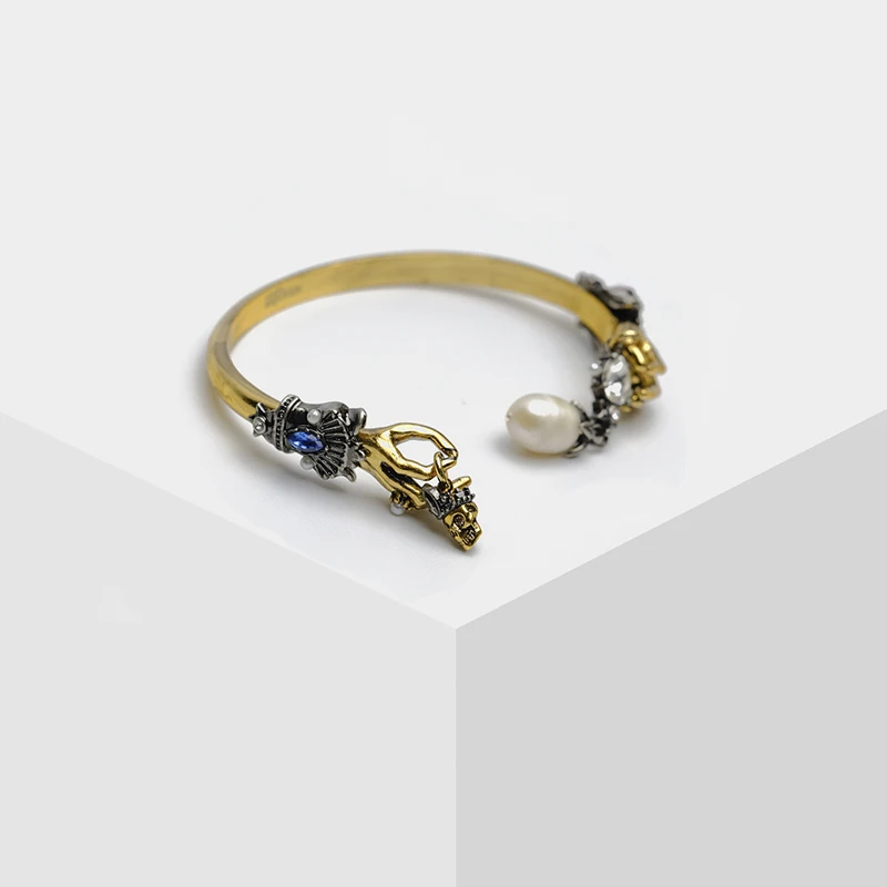 

Amorita boutique Two-color skull pearl bracelet