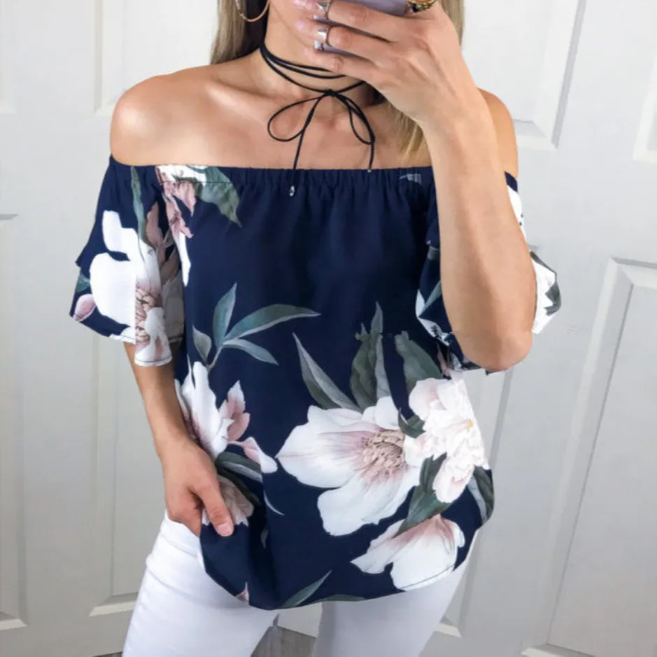 T Shirt Women Spring Autumn Short Sleeve Women trumpet sleeve lady T-shirt
