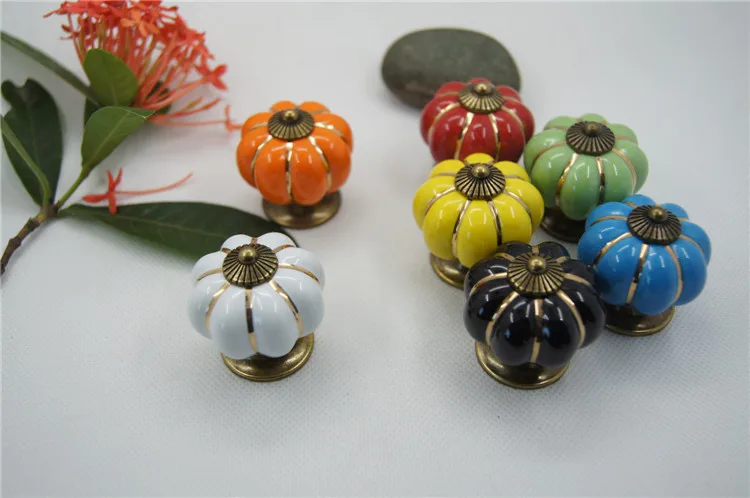 

1pcs High Quality Vintage Pumpkin Ceramic Door Knobs Cabinet Drawer Cupboard Kitchen Pull 7 Colors Free Shipping