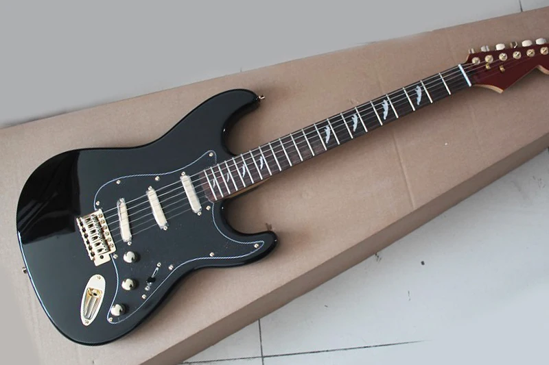 

Black Leopard Head Memorial Electric Guitar with Red Headstock,Rosewood Fretboard,Gold Hardwares,offering customized services