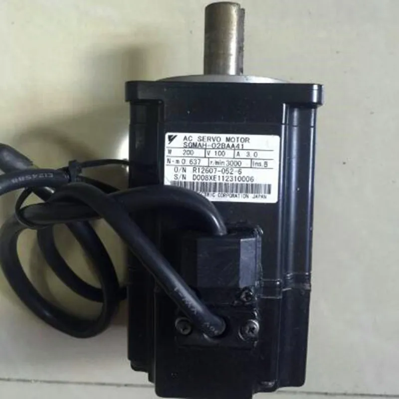 

AC Servo Motor SGMAH-02BAA41 Used Tested Working