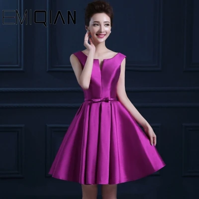 Sexy Lace Up Closure Satin Graduation Party Gowns Short Prom Dresses