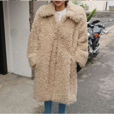 шубки барашки искусственные. шуба из овечки. пальто из искусственного меха. пальто из искусственного меха ягненка. шубки барашки искусственные.