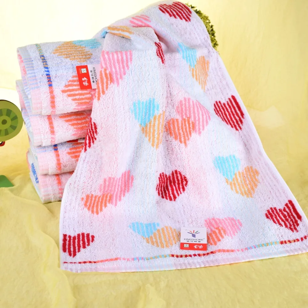 

100% cotton towels in the heart shape design Colorful color Soft water comfortable and easy Adult towels