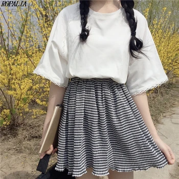 

Women's Sweet Round Neck Solid Short Sleeve Lace T Shirt + Striped Skirt Two-Piece Set