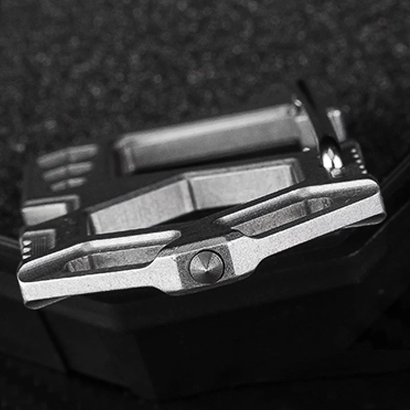 Quick-hanging buckle Tungsten steel keychain Stainless steel bottle opener Wrench Screwdriver Survival EDC