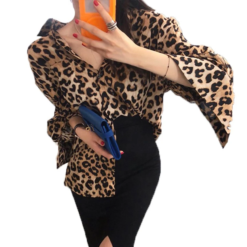 

SuperAen Korean Style Women Blouses and Tops Wild Cotton Fashion Loose Leopard Print Ladies Shirts Long-sleeve New Autumn 2018