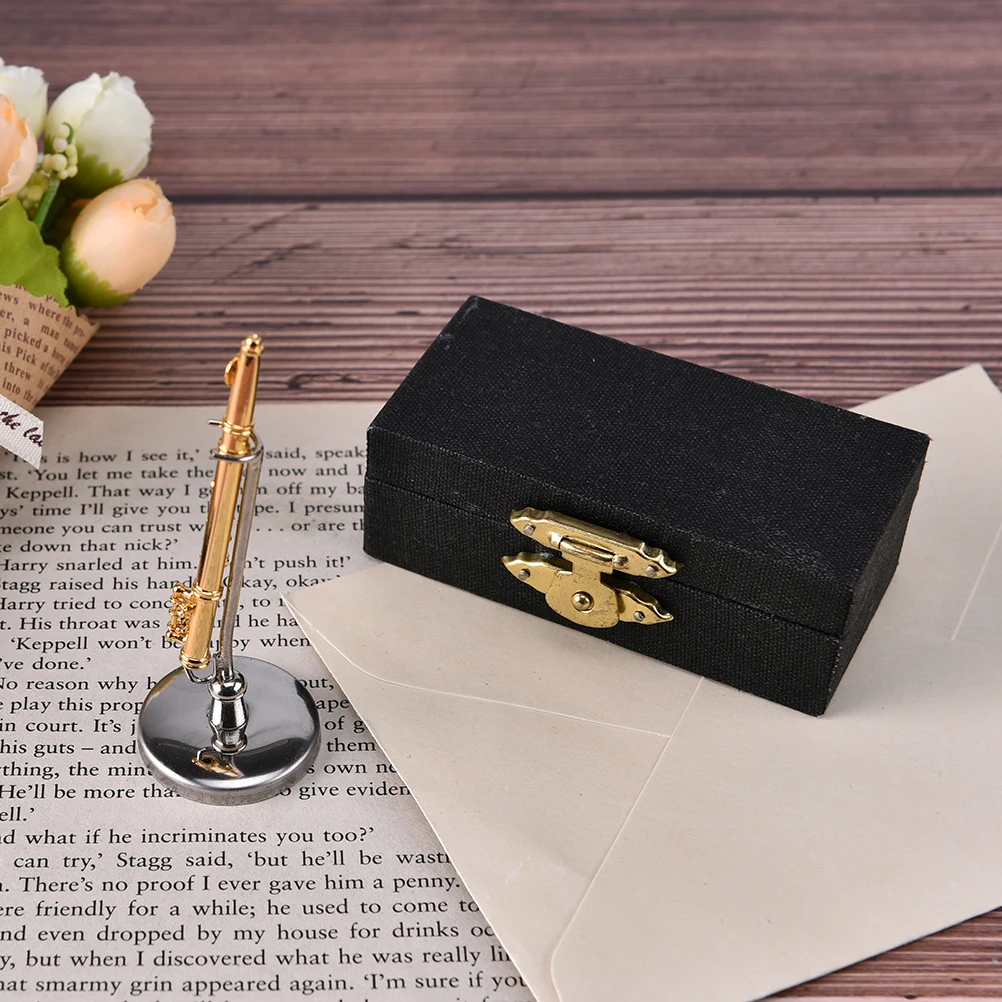 

Decoration Gifts Mini Classic flute With Support Miniature flute Instruments Collection Decorative Ornaments Model