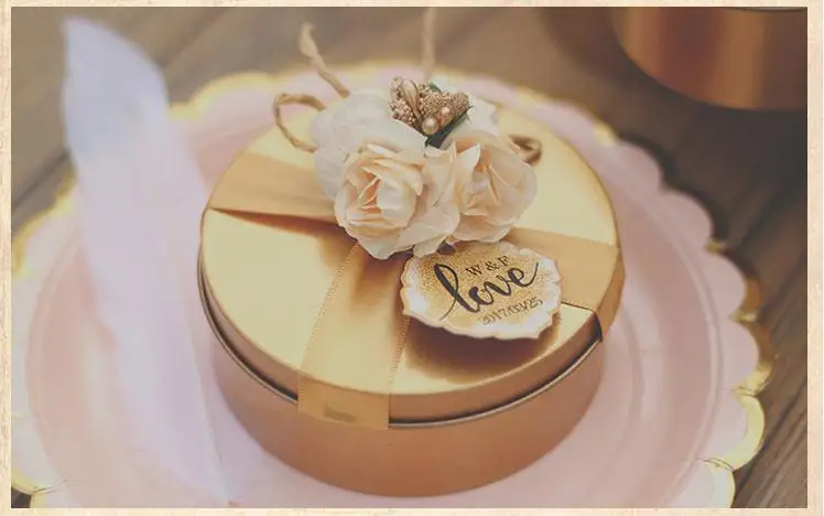 

free shipping gold red L size wedding 9.5*4cm cake boxes with customize service SN1342