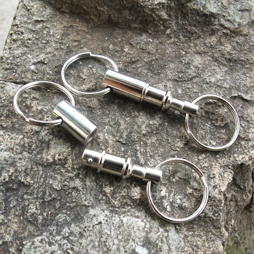 

Key Chain Outdoor Tactical EDC Key Ring Car Carabiner Climbing Double Key Ring Locking Hanging Padlock Camping Hiking Survival