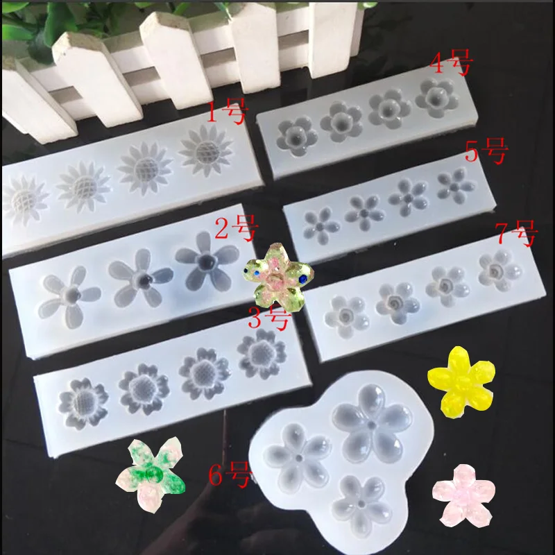 

1PC Sunflower Flower Liquid Silicone Mold DIY Resin Jewelry Pendant Necklace Pendant Lanugo Mold Resin Molds for Jewelry