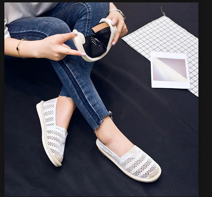 

Summer fisherman shoe female breathable hollow out net face small white shoe, flat bottom nurse old Beijing cloth shoe