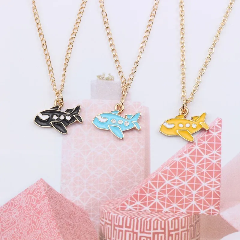 Cartoon-Aircraft-Necklaces-Pendants-Cute-Mini-Gold-Enamel-Colorful-Airplane-Air-Plane-Necklace-Women-Jewelry-Gifts (3)