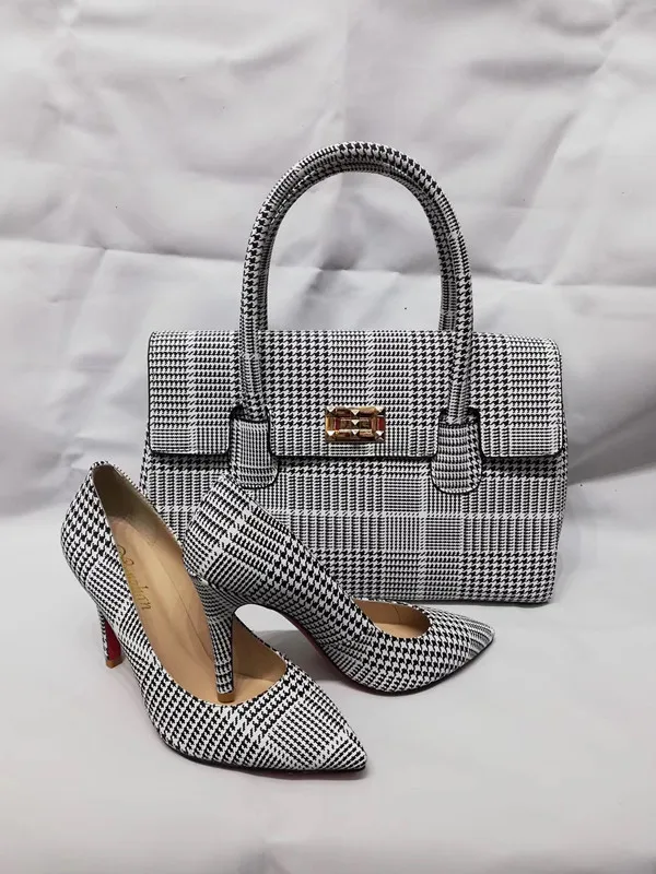 Newest Pumps With Handbag Sets Classic pattern of stripe Stronger Heel Pointed Toe Soft Shoes With Bag Custom Heel Accept!A87-19