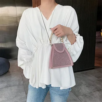 

TOYOOSKY Fashion Women Bag Triangle Lantern Pearl Handle Mini Handbag Rivet Ladies Crossbody Shoulder Bags Bolsa Feminina