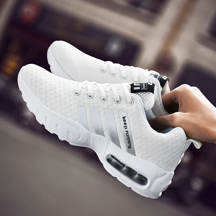 SNEAKERS (47)