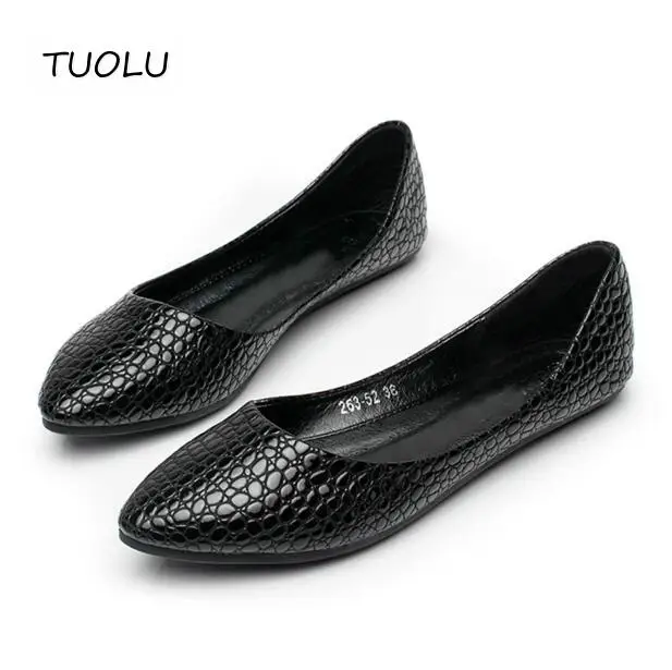

2017 new fashion Women Shoes Flat New Leather Platform Heels Shoes White Women Pointed Toe Leather Girl Shoes size 35-43